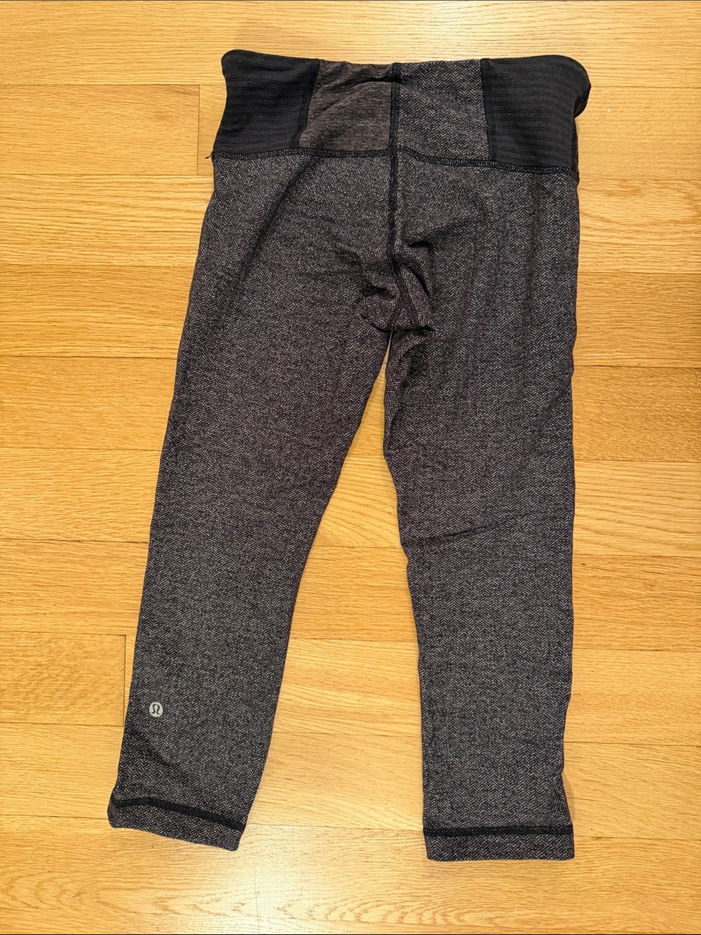 lululemon athletica Women's Leggings size 4